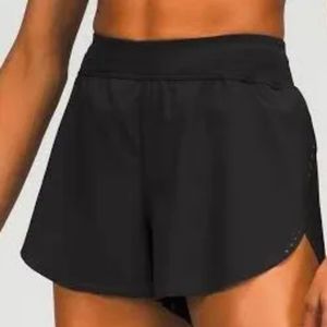 Lululemon Find Your Pace shorts